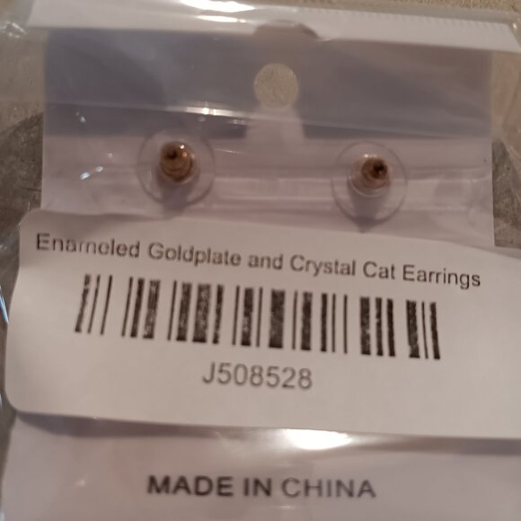 ENAMELED AND GOLD TONE CRYSTAL WHITE CAT EARRINGS NEW IN PACKAGE - Picture 3 of 4